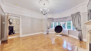 Photo 19- click for photo gallery